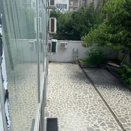 Hotel Saburtalo Roni Tbilisi Buitenkant foto